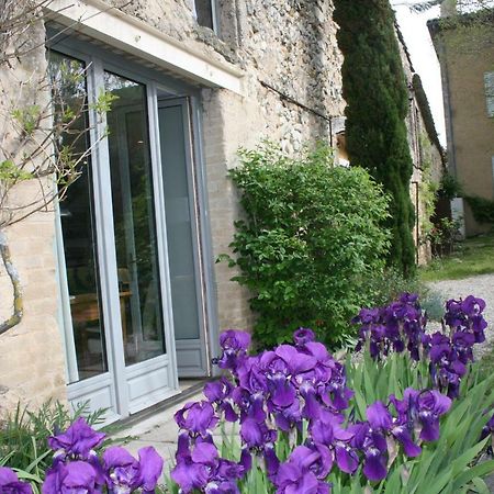 Le Domaine Des Rouges Queues Hotel Chateaudouble  Bagian luar foto