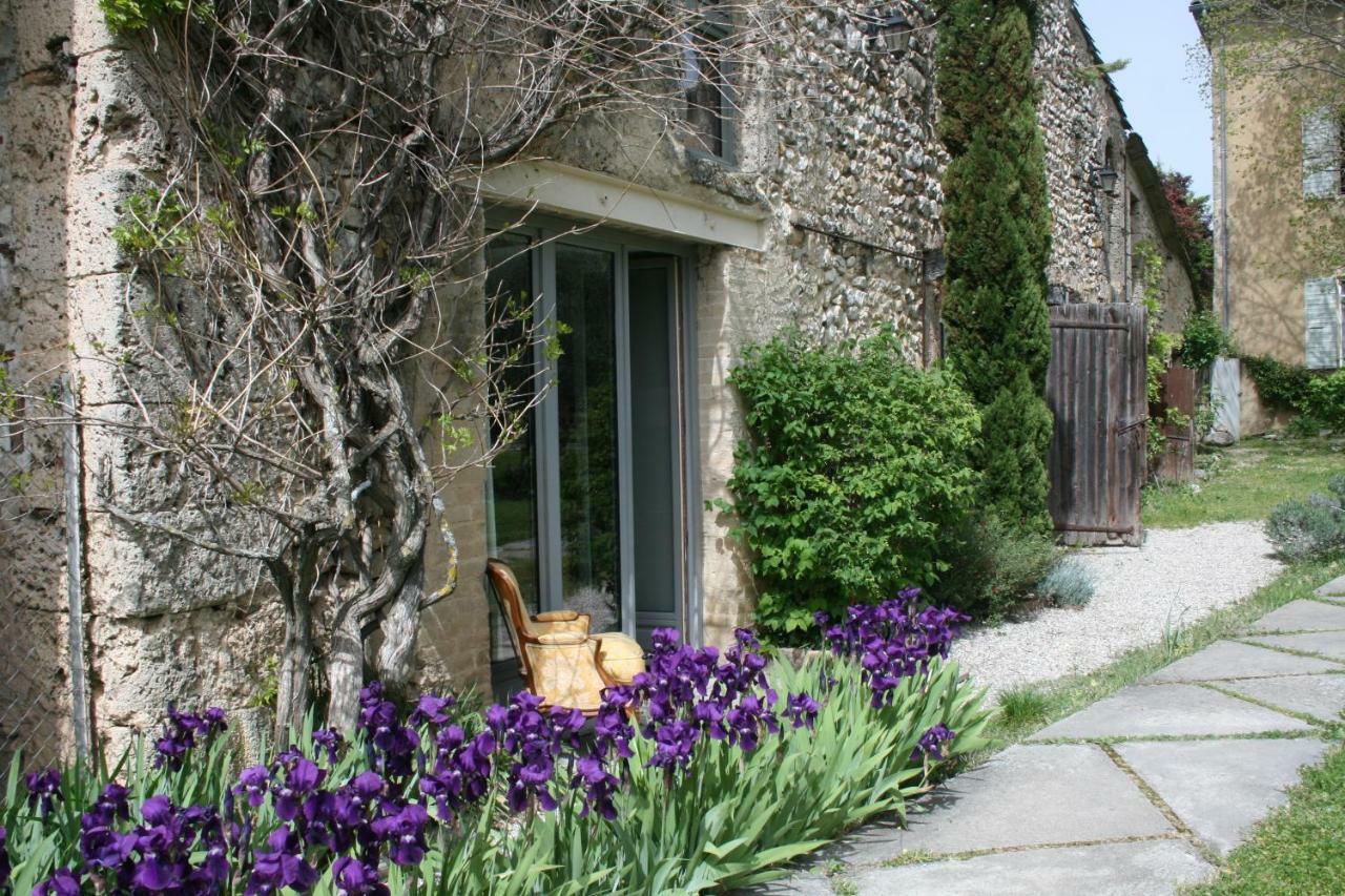 Le Domaine Des Rouges Queues Hotel Chateaudouble  Bagian luar foto